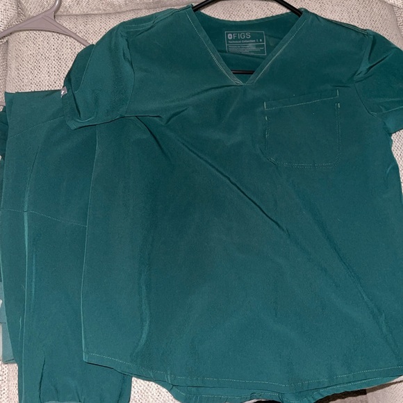 Figs Scrub Set - Picture 2 of 2